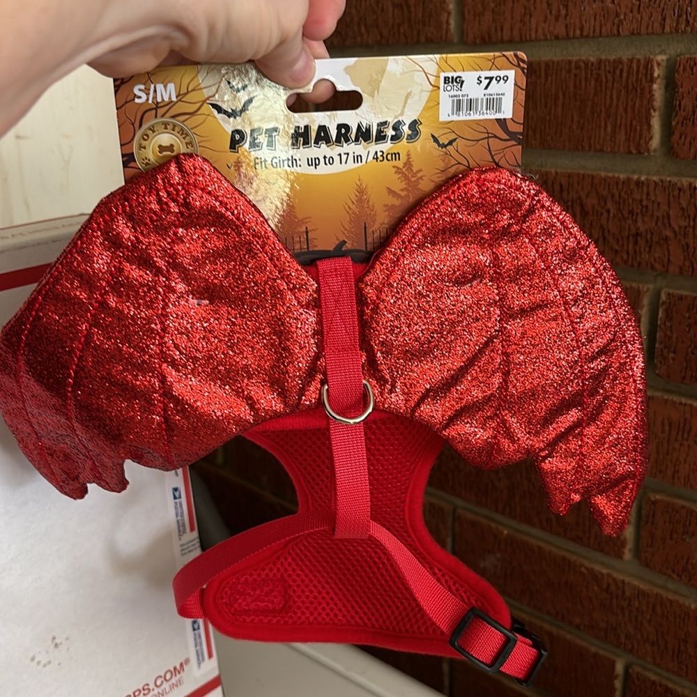 NWT Toy Time Dog Pet Harness Fit Girth up to 17” S/M Red Glitter Bat Wings Clips